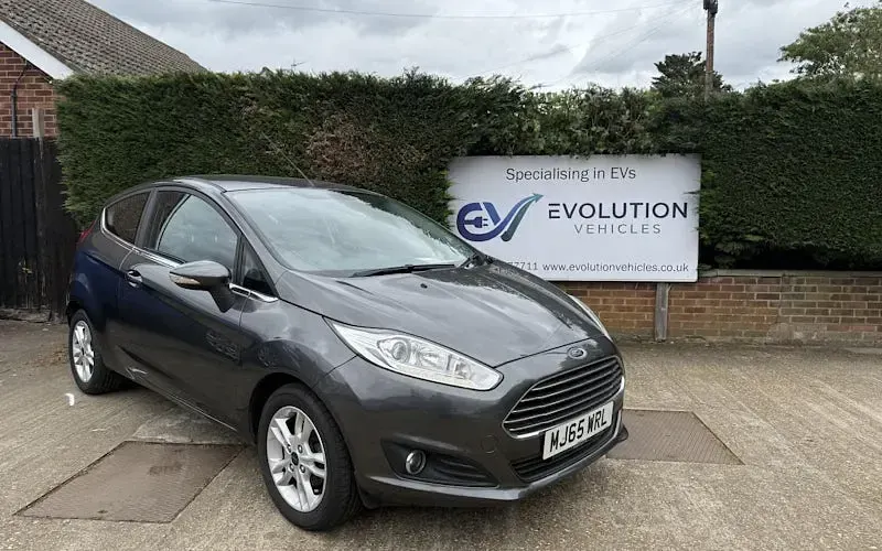 Used Ford Fiesta Zetec 82 HP (60 kW) 2017 Hatchback