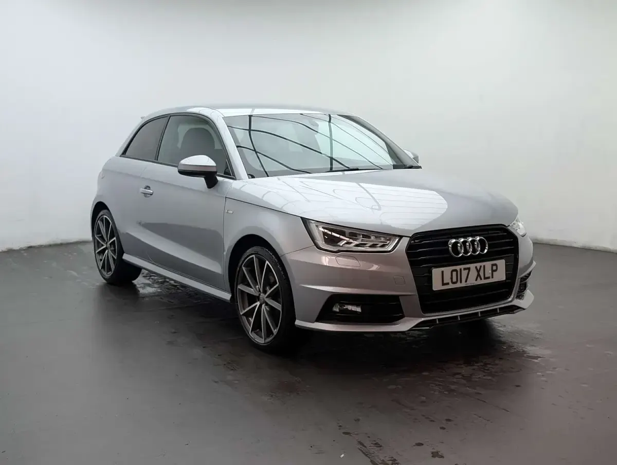 Used Audi A1 Black Edition 147 HP (108 kW) 2017 Silver Hatchback