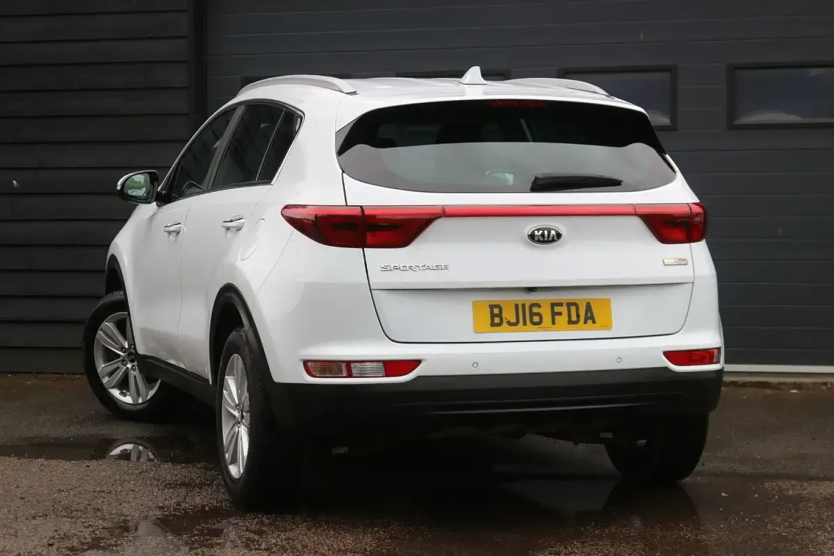 Used Kia Sportage 177 HP (130 kW) 2016 White SUV