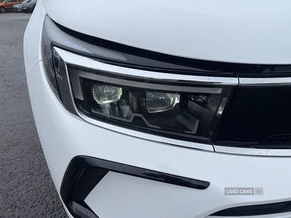 Used Vauxhall Grandland X GSe 296 HP (217 kW) 2024 White SUV