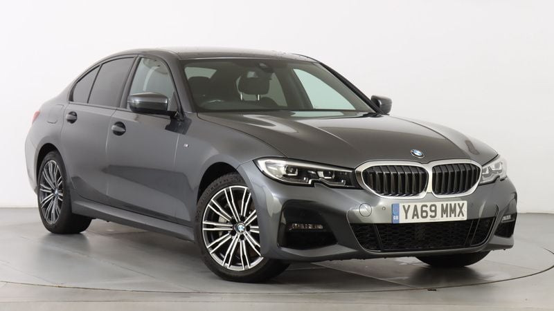 Grey Used 2019 BMW 330e M Sport | £20,000 (Fair price) - Image 1/4