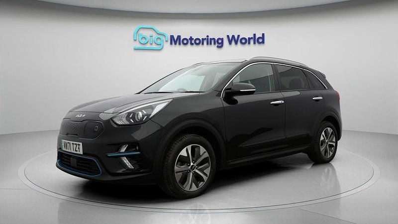 Used Kia e-Niro 147 kW (201 HP) 2022 Black SUV