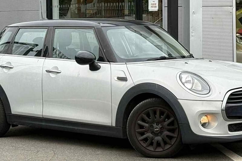 Silver Used 2015 Mini Cooper D Hatch Hatchback | £4,295 (Good price) - Image 1/1