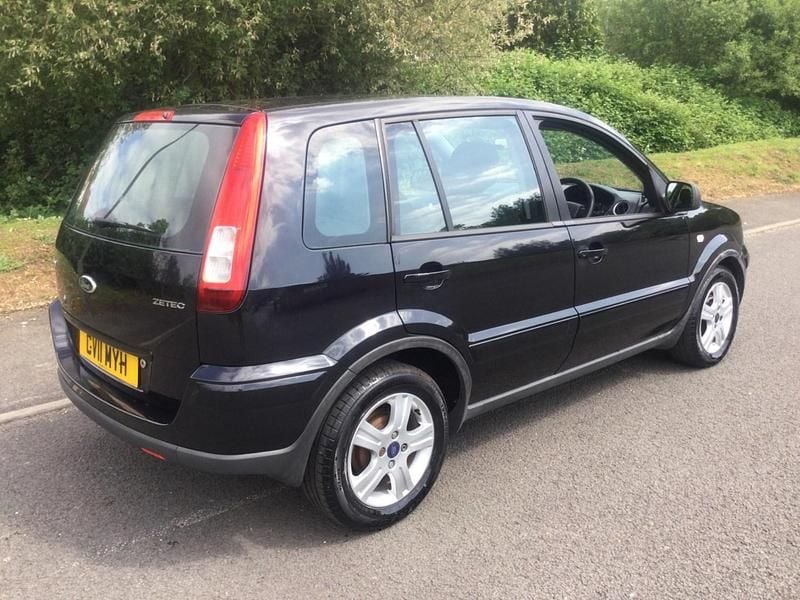 Used Ford Fusion Zetec 2011 Black Hatchback