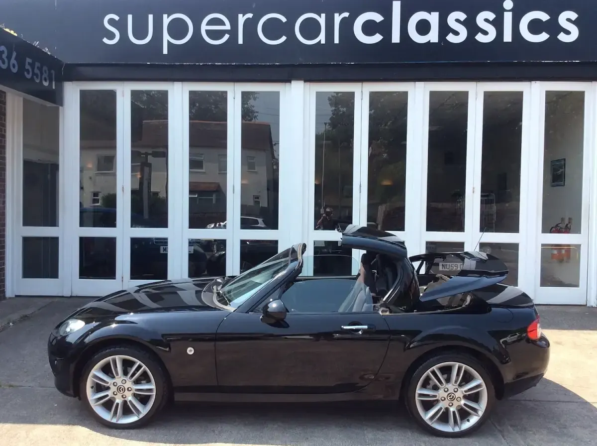 Used Mazda MX5 126 HP (92 kW) 2010 Black Cabriolet