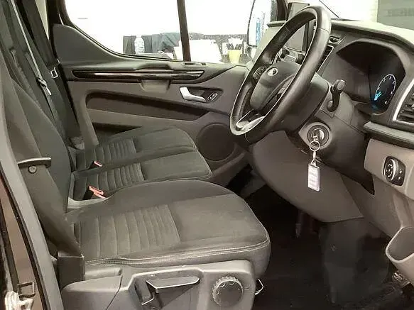 Used Ford Transit Custom Limited 170 HP (125 kW) 2023 Black Van