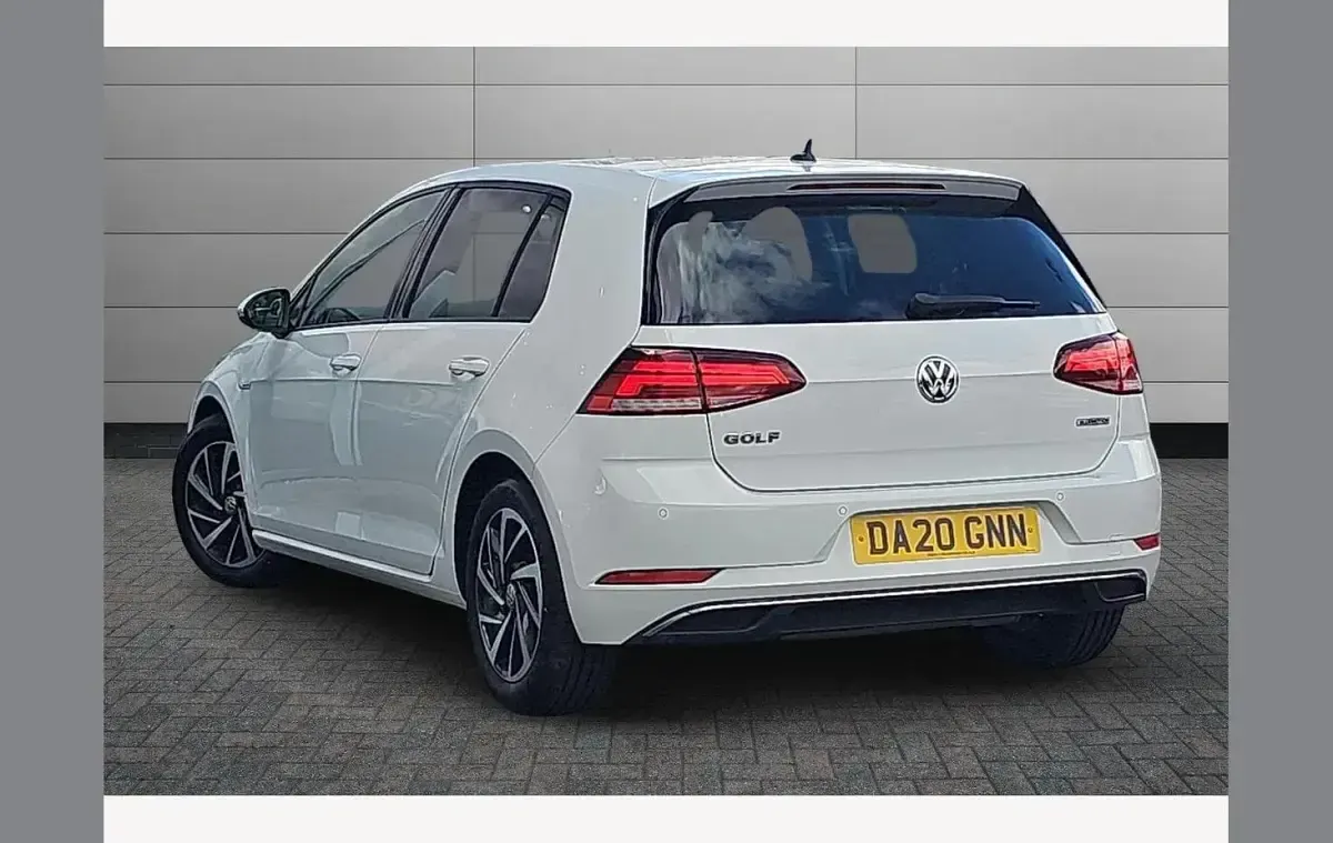 Used VW Golf VIII Edition 128 HP (94 kW) 2020 White Hatchback
