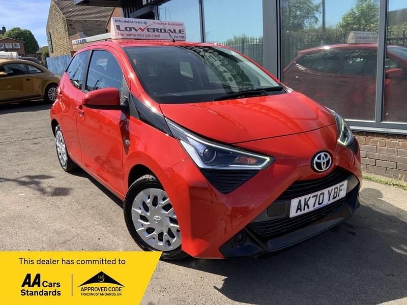 Used Toyota Aygo X-play 2021 Red Hatchback