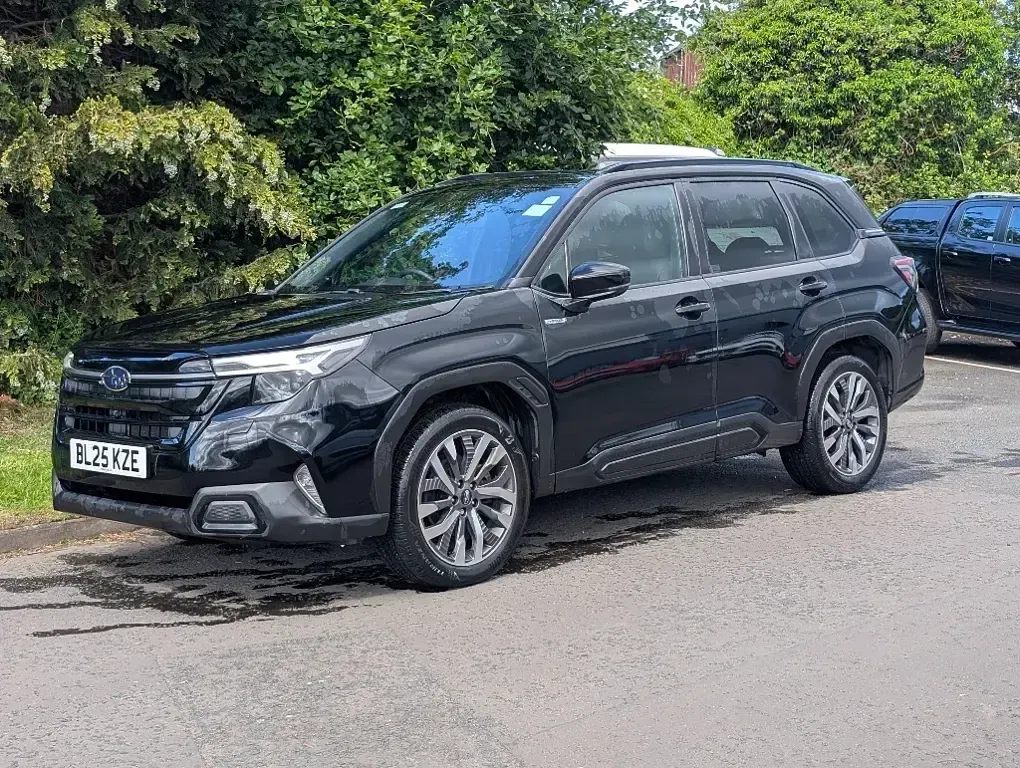 Used Subaru Forester 136 HP (100 kW) 2025 Black SUV