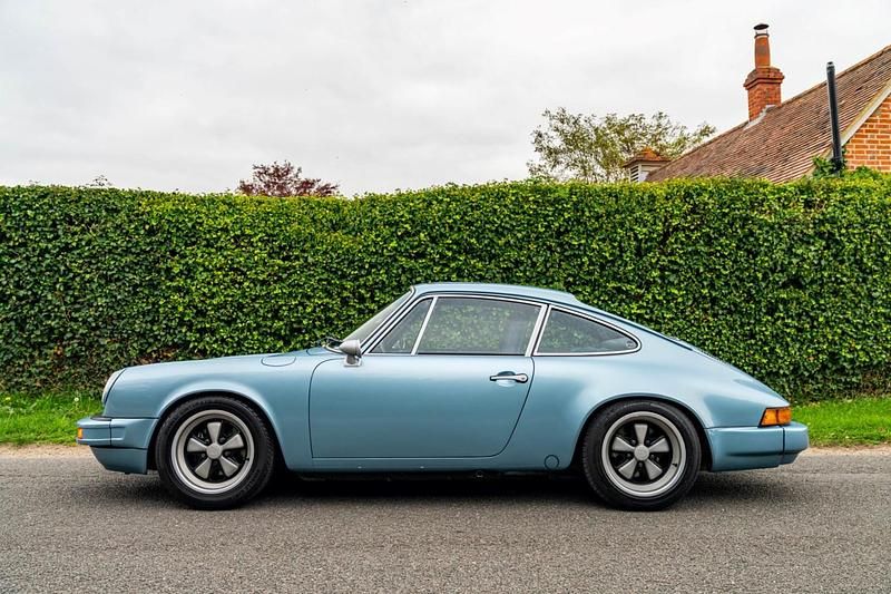 Used Porsche 911SC 2023 Blue Sedan