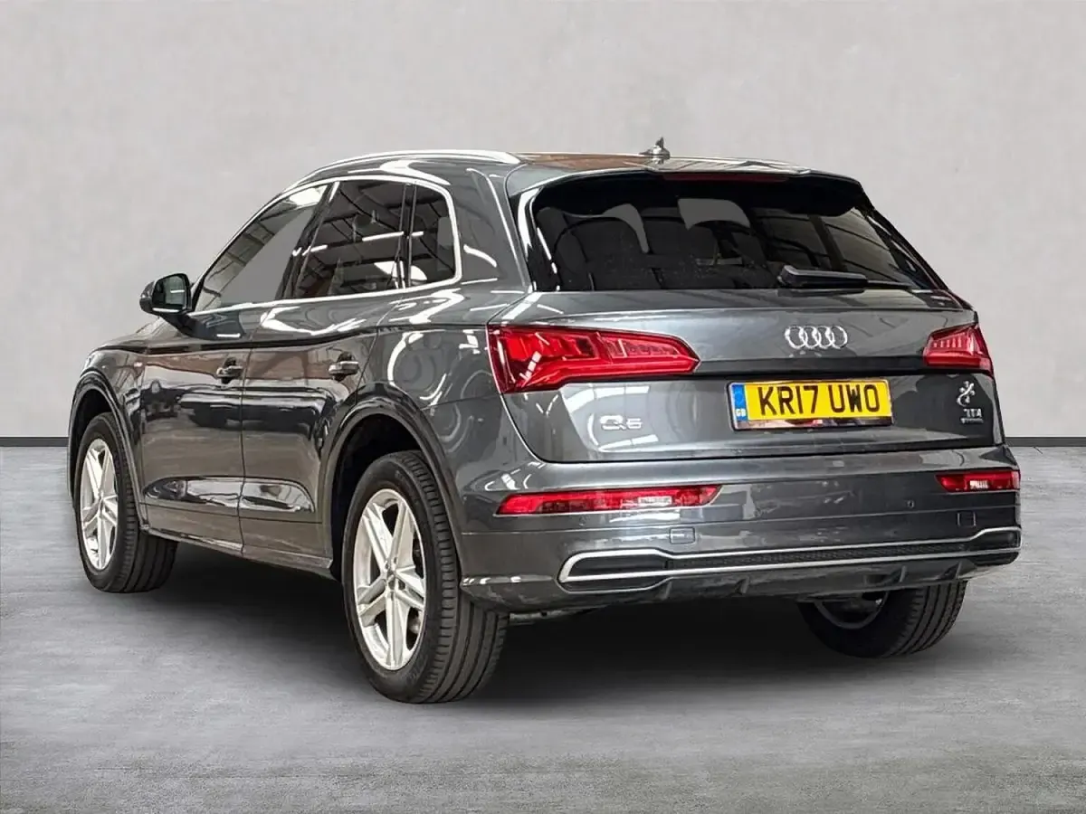 Used Audi Q5 S-Line 190 HP (139 kW) 2017 Grey SUV