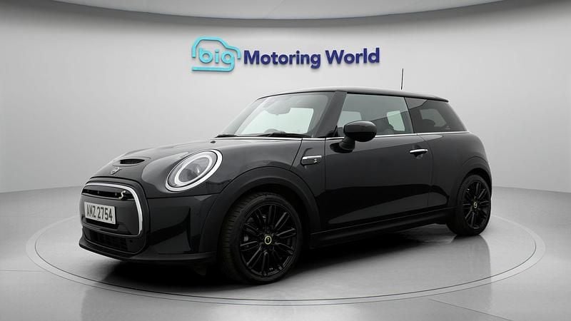 Used Mini Cooper SE Hatch 133 kW (181 HP) 2023 Hatchback