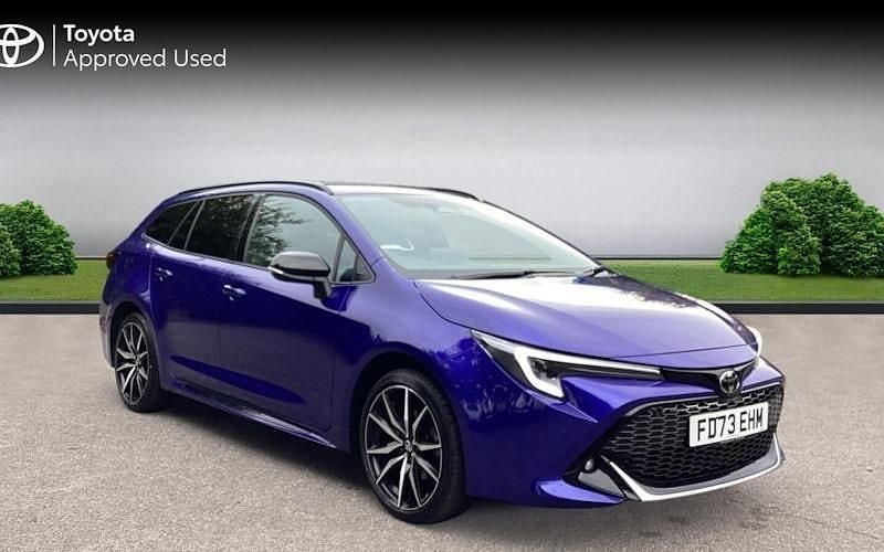 Used 2025 Toyota Corolla Sport Estate | £25,536 (Fair price) - Image 1/2