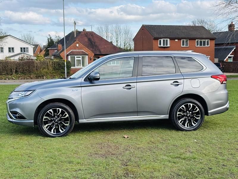 Used Mitsubishi Outlander P-HEV 2016 Grey Estate