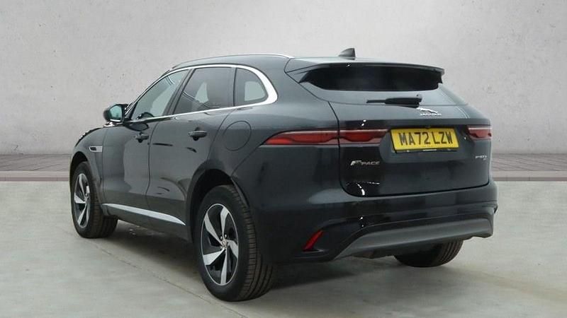 Begagnad Jaguar F-Pace R-Dynamic 404 HK (297 kW) 2022 Svart SUV