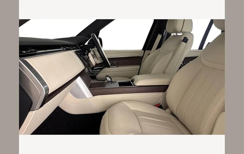 Used Land Rover Range Rover Autobiography 550 HP (404 kW) 2024 Blue SUV