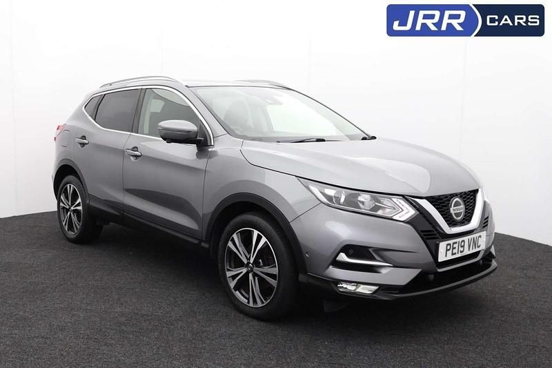 Used Nissan Qashqai N-Connecta 160 HP (117 kW) 2019 Grey SUV