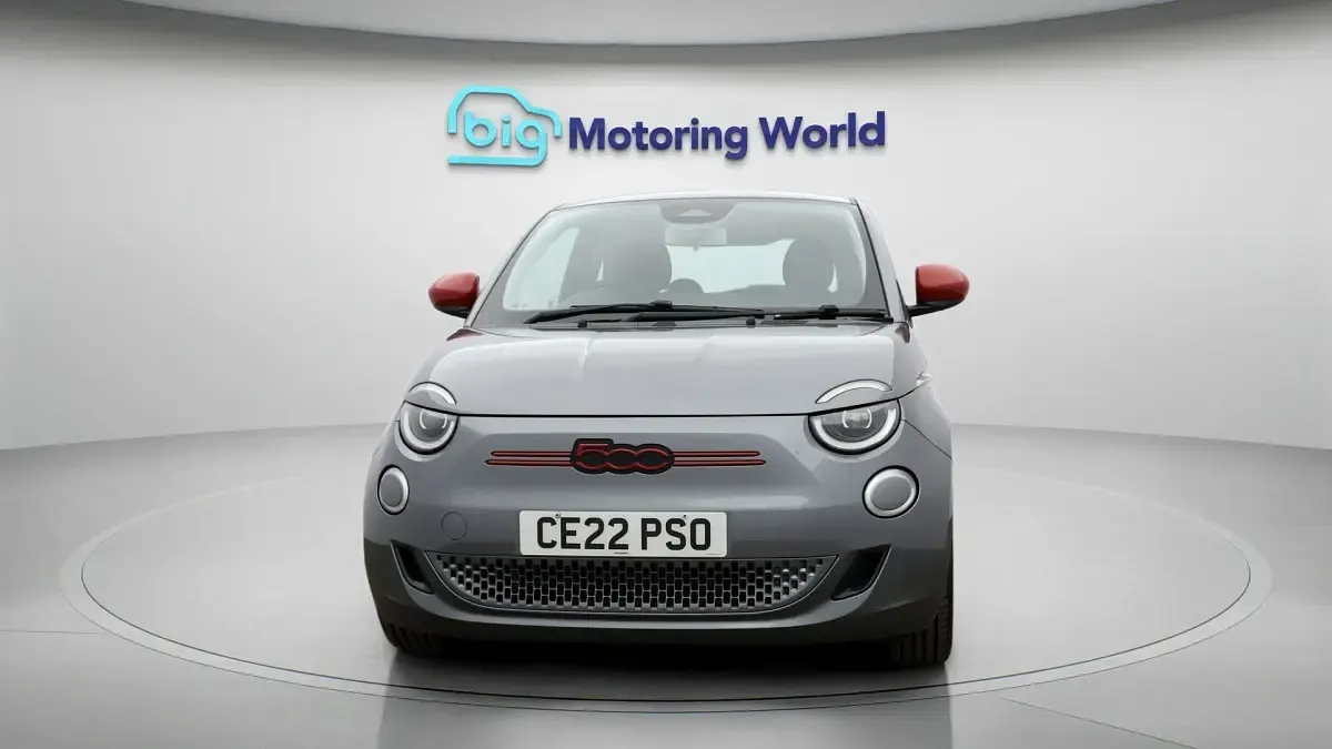 Used Fiat 500e Red 86 kW (118 HP) 2022 Grey Hatchback