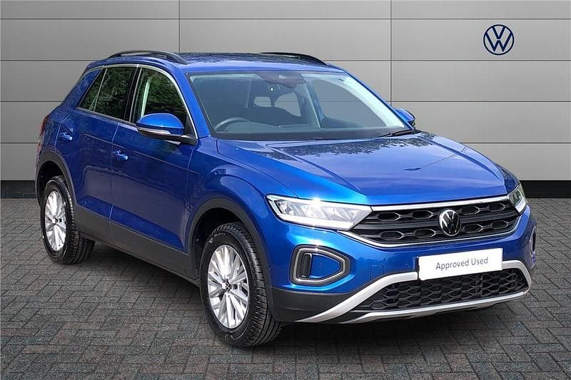 Blue Used 2023 VW T-Roc Life SUV | £19,635 (Fair price) - Image 1/4
