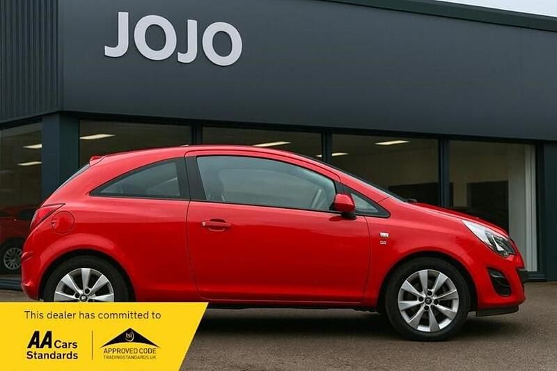 Red Used 2014 Vauxhall Corsa Excite Hatchback | £3,950 (Good price) - Image 1/1