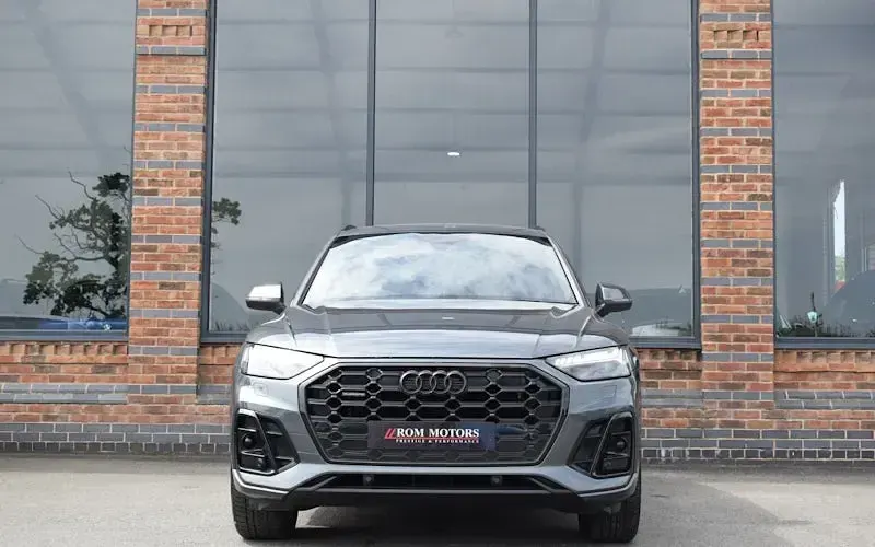 Used Audi Q5 S-Line 204 HP (150 kW) 2024 SUV