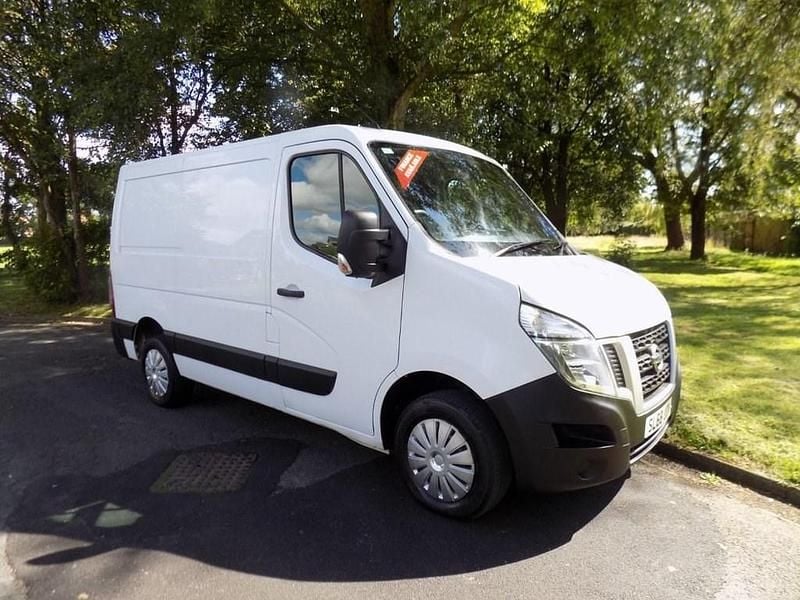 Used Nissan NV400 SE 130 HP (95 kW) 2018 White Van