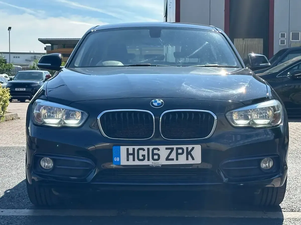 Used BMW 118 Sport Line 136 HP (100 kW) 2016 Black Hatchback