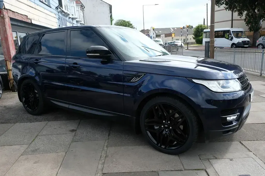 Used Land Rover Range Rover HSE Dynamic 288 HP (211 kW) 2014 Blue SUV
