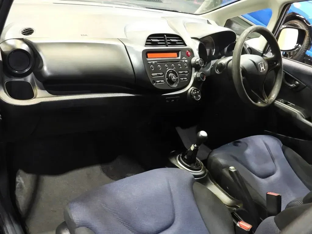 Used Honda Jazz S 90 HP (66 kW) 2012 Black Hatchback