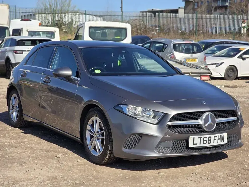 Used Mercedes A180 SE 116 HP (85 kW) 2018 Grey Hatchback