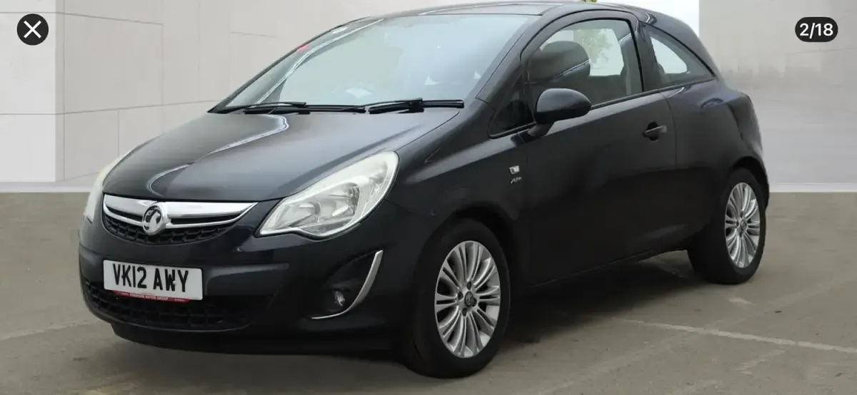 Usado Vauxhall Corsa Active 100 HP (73 kW) 2012 Preto Citadino
