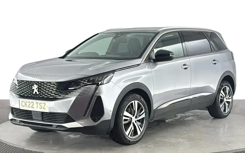 Second-hand Peugeot 5008 Allure Premium 131 CP (96 kW) 2022 SUV