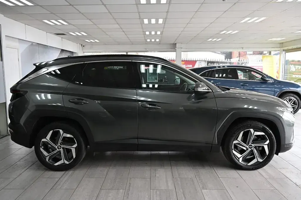Used Hyundai Tucson Premium 230 HP (169 kW) 2023 Grey SUV
