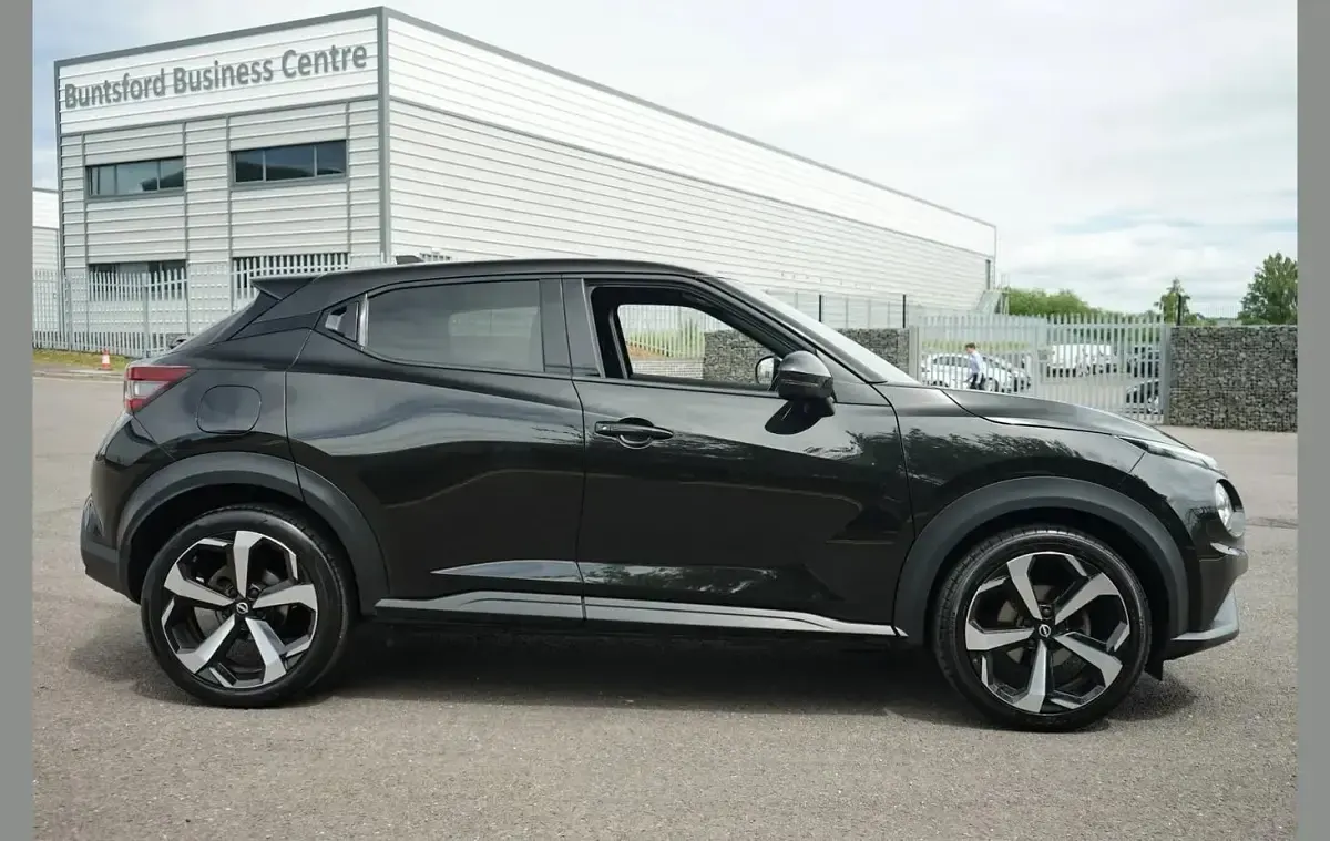Used Nissan Juke Tekna 112 HP (82 kW) 2023 Black SUV