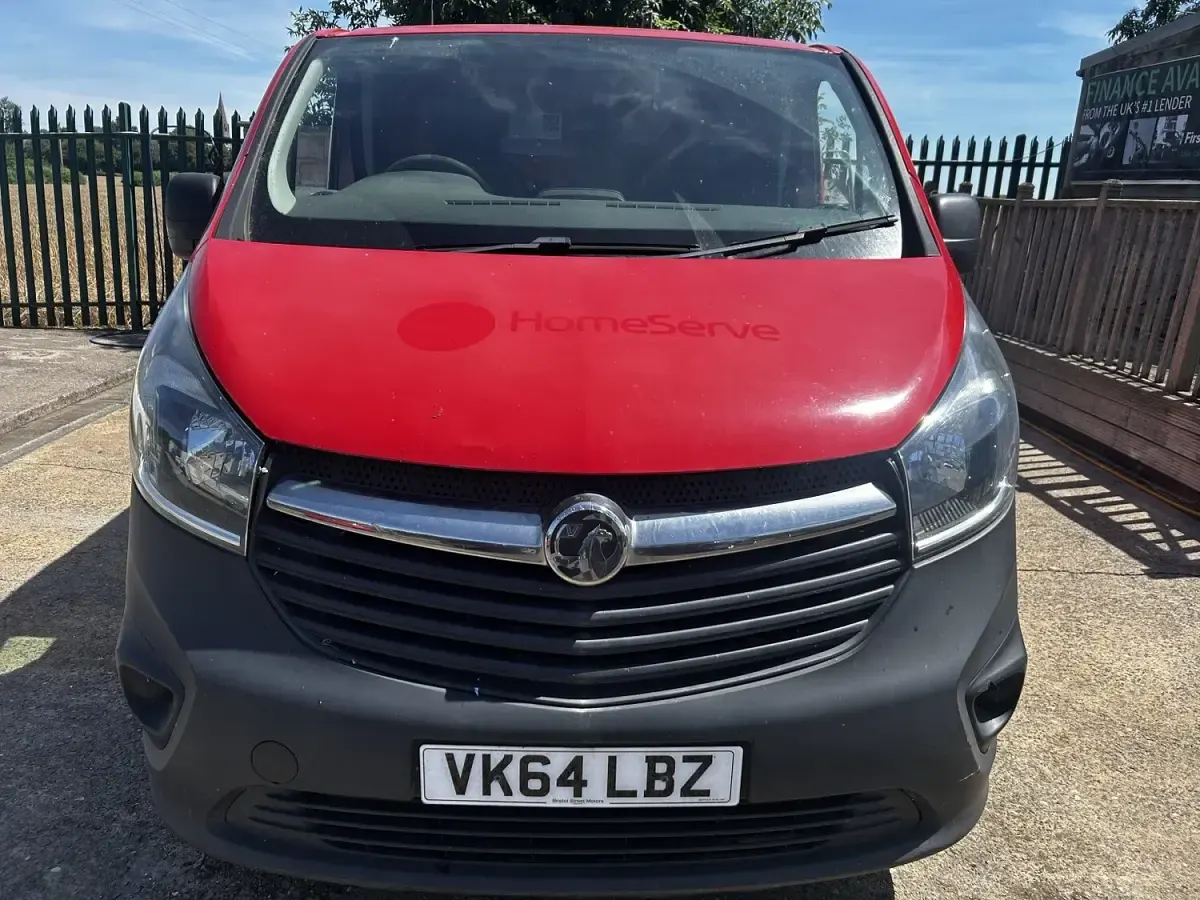 Used Vauxhall Vivaro 2014 Red MPV