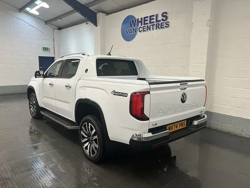Used VW Amarok Aventura 237 HP (174 kW) 2024 White Pickup
