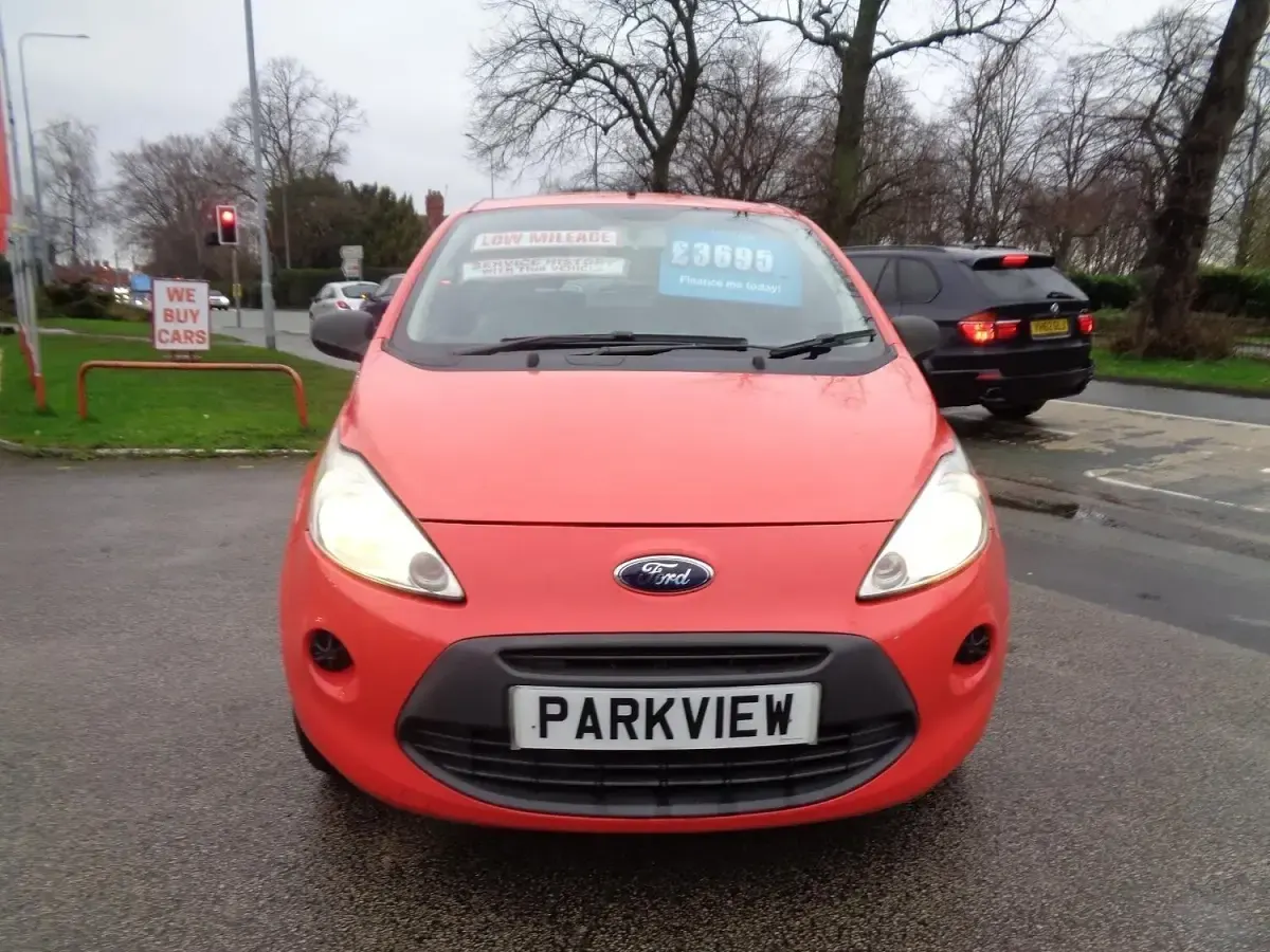 Used Ford Ka Studio 69 HP (50 kW) 2011 Red Hatchback