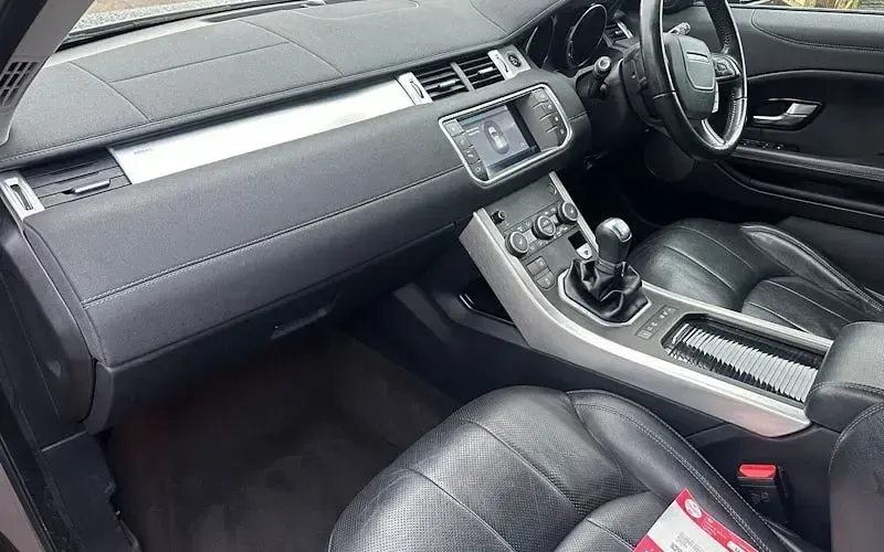 Used Land Rover Range Rover evoque SE 179 HP (131 kW) 2016 Grey SUV