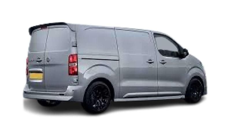 Blue Used 2022 BMW X5 M Sport SUV | £32,990 - Image 1/1