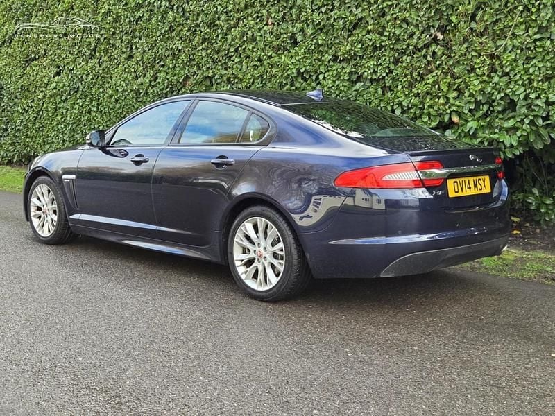 Used Jaguar XF R-Sport 200 HP (147 kW) 2014 Blue Sedan