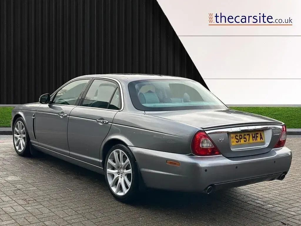 Used Jaguar XJ Sovereign 238 HP (175 kW) 2007 Grey Sedan
