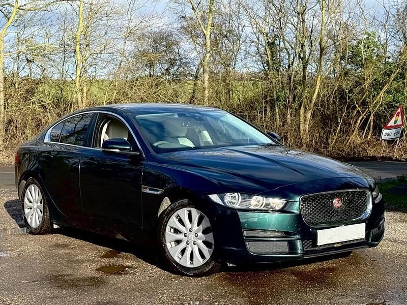 Used Jaguar XE Prestige 2015 Green Sedan