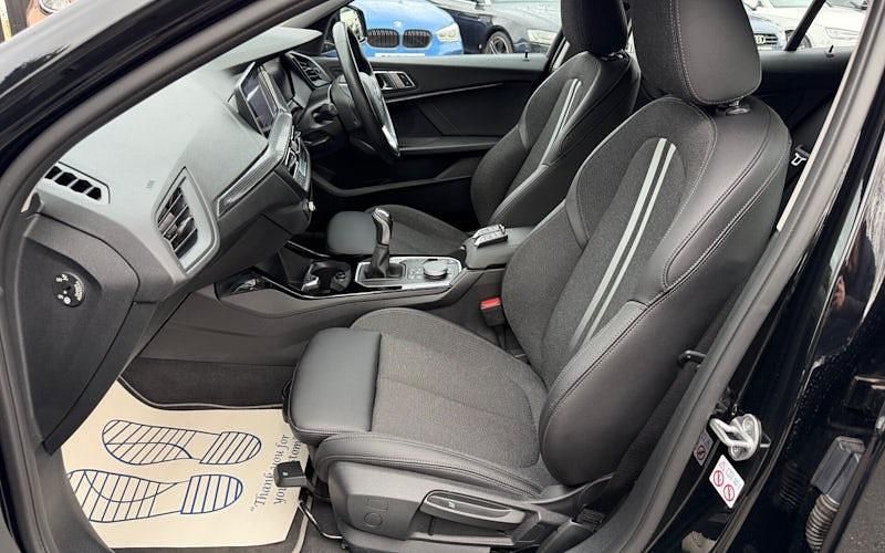 Used BMW 118 Sport Line 136 HP (100 kW) 2021 Black Hatchback