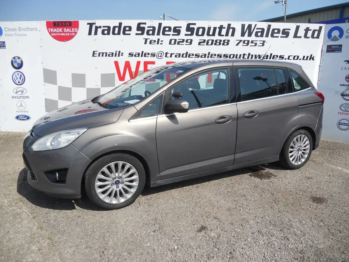 Used Ford Grand C-Max Titanium 115 HP (84 kW) 2014 Brown MPV