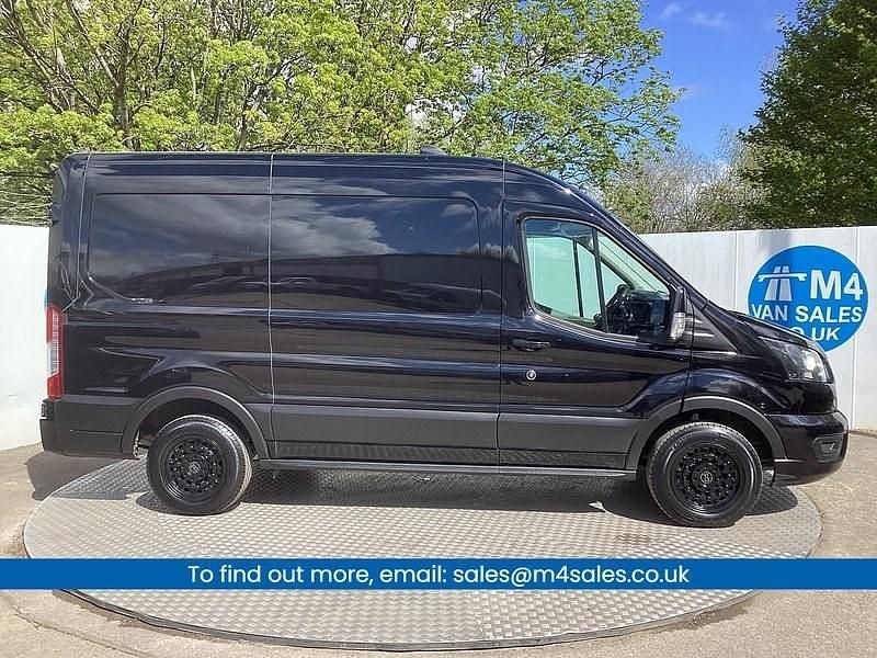 Usado Ford Transit 130 HP (95 kW) 2023 Preto Van
