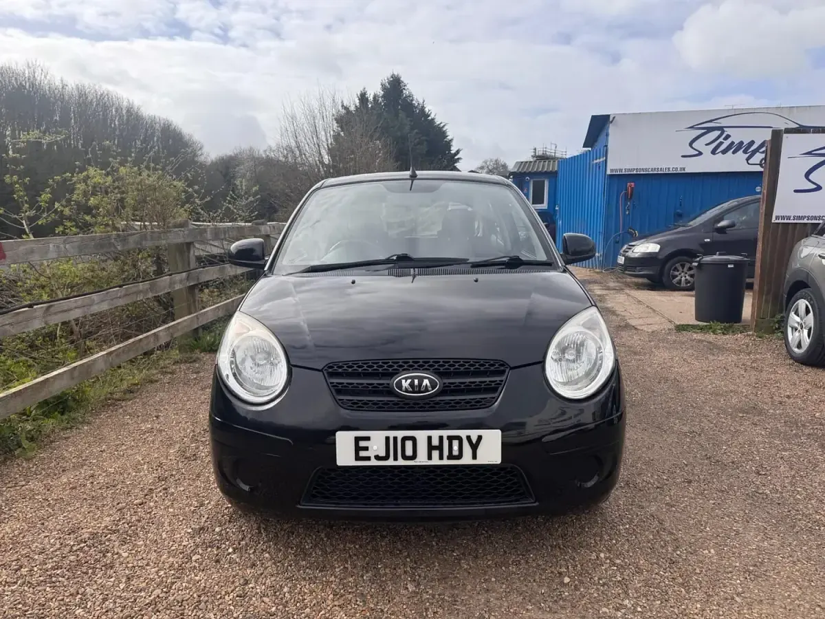 Used Kia Picanto 64 HP (47 kW) 2010 Black Hatchback