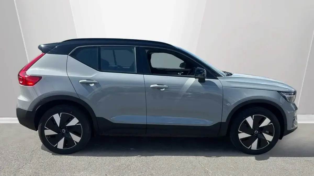 New Volvo EX40 Plus 300 kW (408 HP) 2026 Metallic  vapour grey SUV
