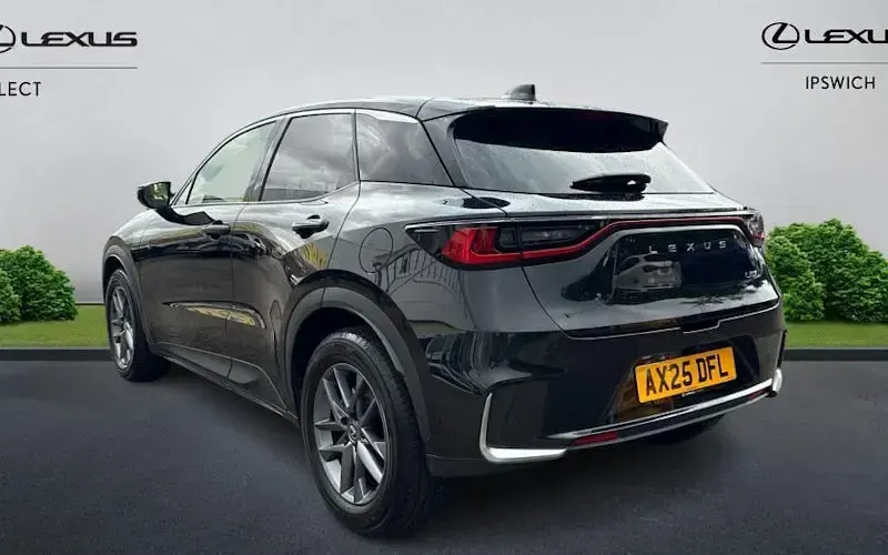 Used Lexus LBX 136 HP (100 kW) 2025 Black SUV