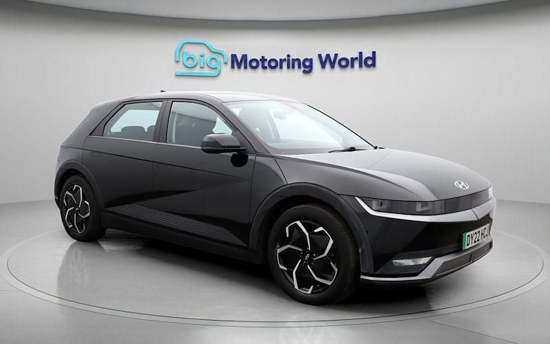 Used Hyundai Ioniq SE 125 kW (170 HP) 2022 Black Hatchback