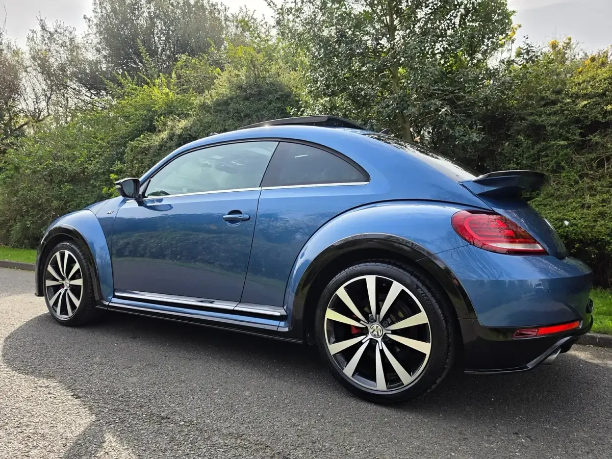 Used VW Beetle 220 HP (161 kW) 2018 Blue Hatchback